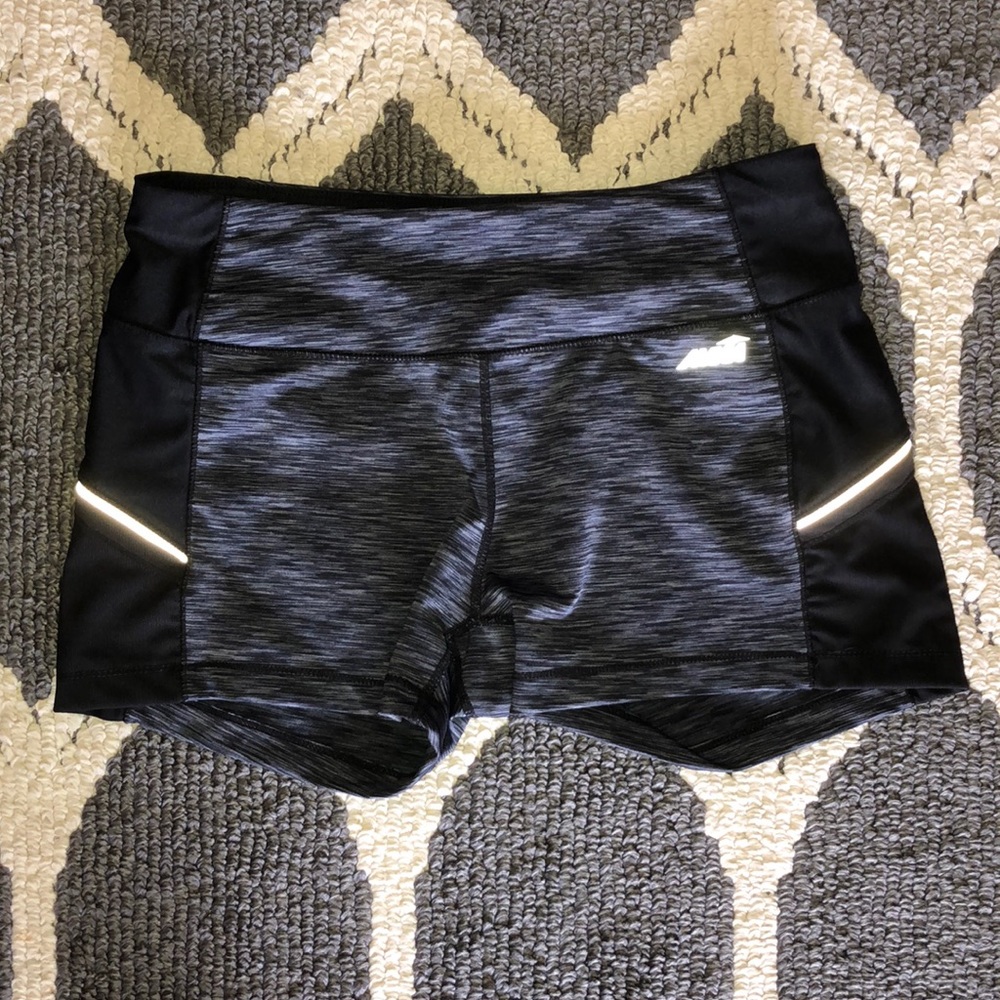 COPY - GYM SHORTS / BLACK / SMALL
